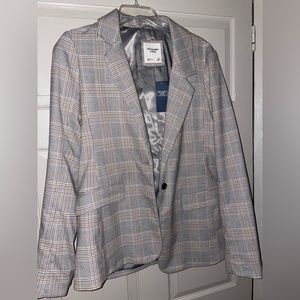 New with tags. Abercrombie blazer. Size medium